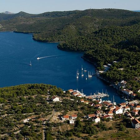 Vala Apartman Božava Kültér fotó