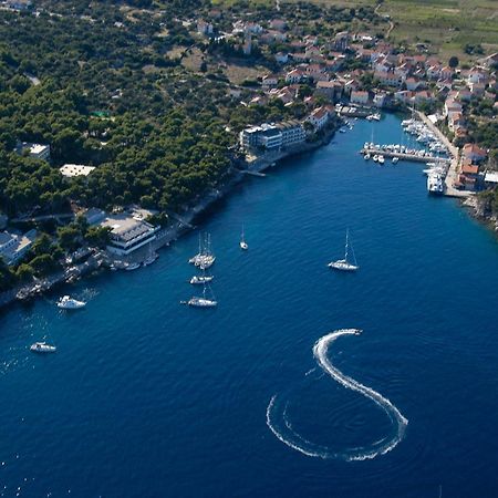 Vala Apartman Božava Kültér fotó