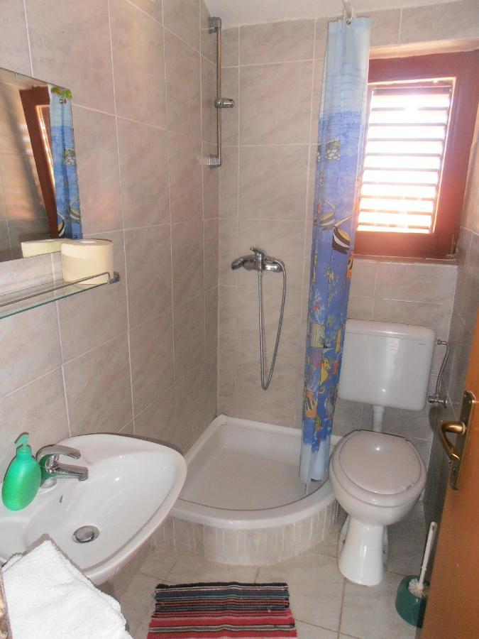 Vala Apartman Božava Kültér fotó